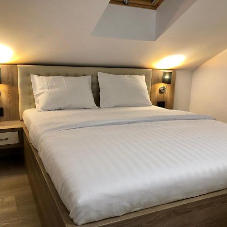 Modern And New Apartments In North Of Timisoara - Pnm Residence Dumbravita  Екстериор снимка