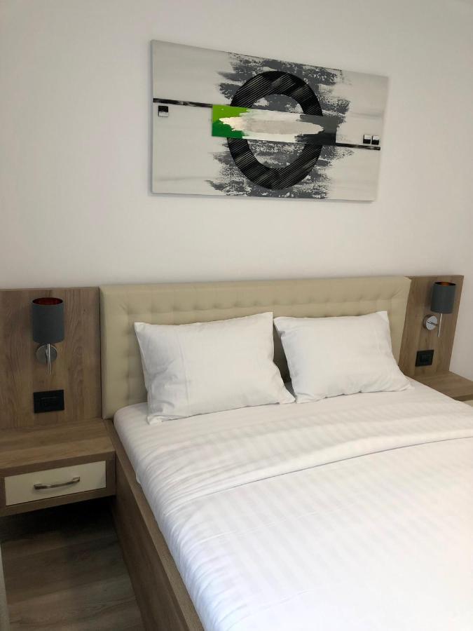 Modern And New Apartments In North Of Timisoara - Pnm Residence Dumbravita  Екстериор снимка