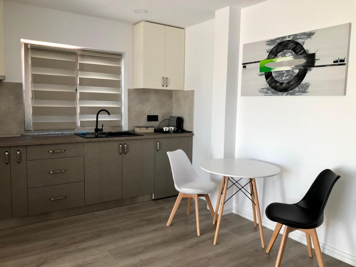 Modern And New Apartments In North Of Timisoara - Pnm Residence Dumbravita  Екстериор снимка