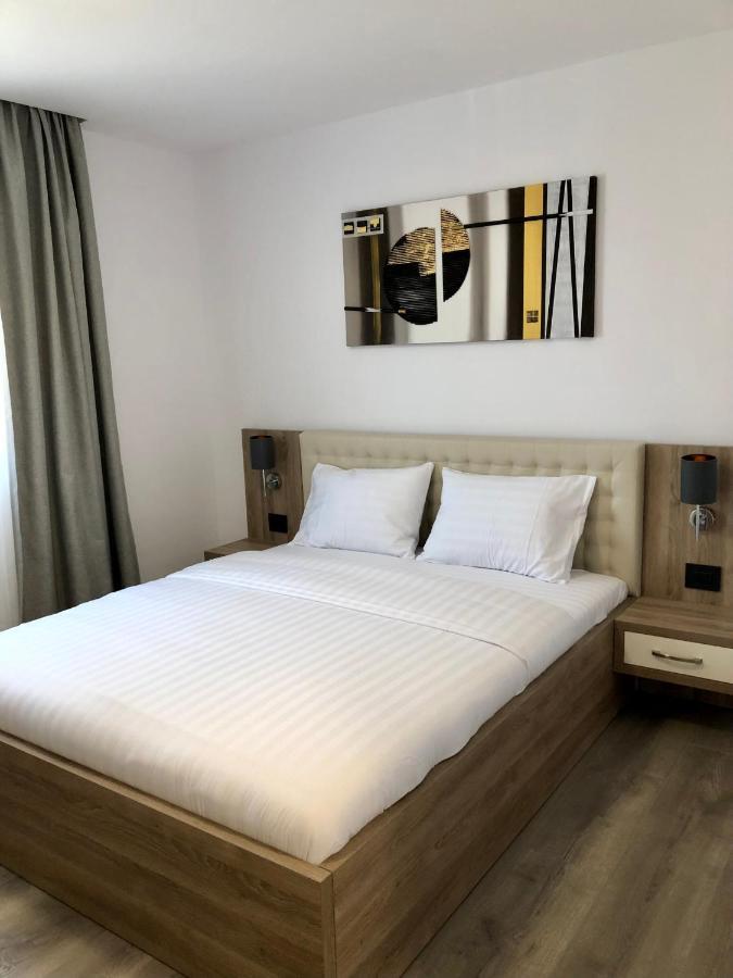 Modern And New Apartments In North Of Timisoara - Pnm Residence Dumbravita  Екстериор снимка