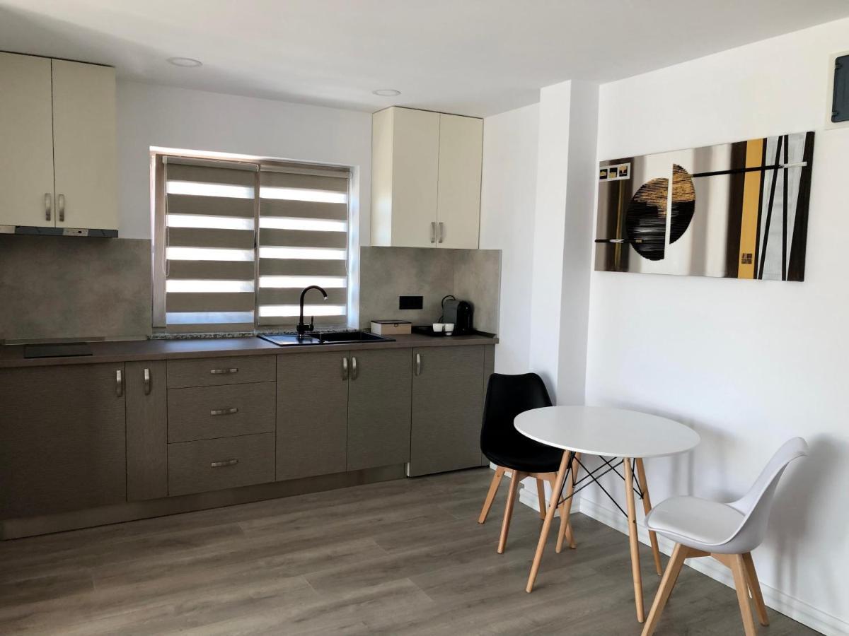 Modern And New Apartments In North Of Timisoara - Pnm Residence Dumbravita  Екстериор снимка