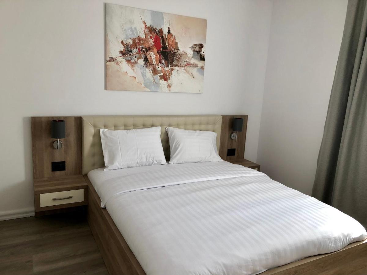 Modern And New Apartments In North Of Timisoara - Pnm Residence Dumbravita  Екстериор снимка