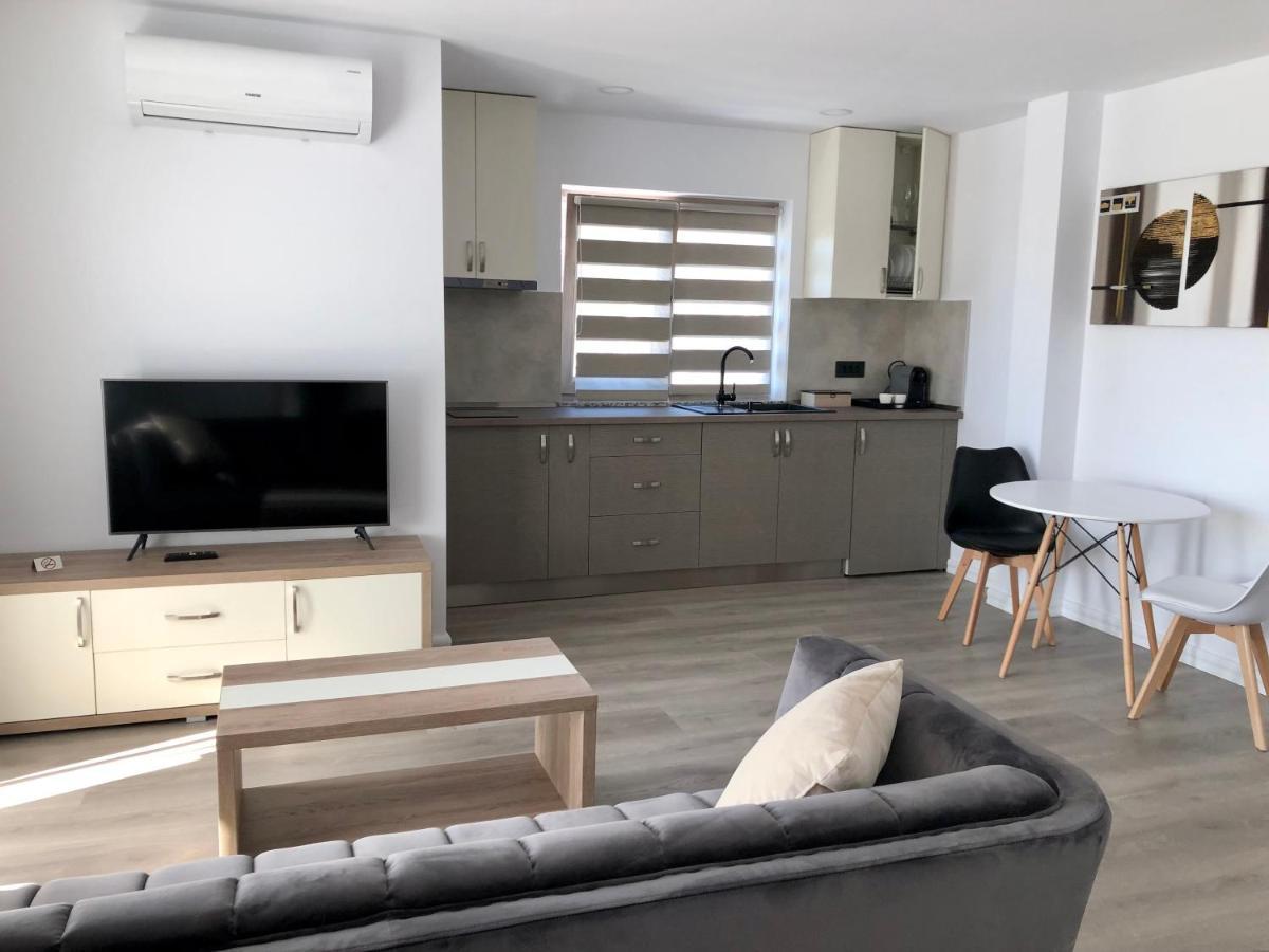 Modern And New Apartments In North Of Timisoara - Pnm Residence Dumbravita  Екстериор снимка